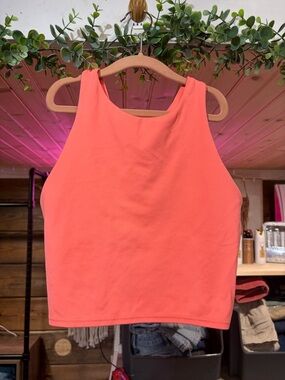 Athleta Coral Tank Top with built in bra buttery soft